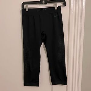 Nike pro training tights size small